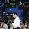 Asian Stocks Rise as US and China Agree to Trade Talks