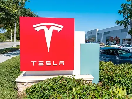 Tesla stock slides nearly 6% after earnings miss