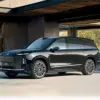 Nio shares surge 9% on new ES8 SUV car launch