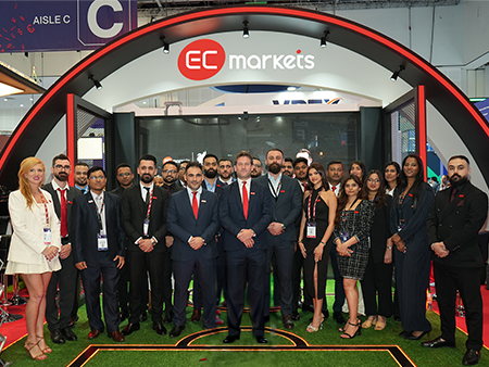 EC Markets Scores Big at Forex Expo Dubai 2025 with Football, Trading and Award Recognition