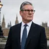 Pound stays calm after Starmer resignation, but UK fiscal risk is not gone